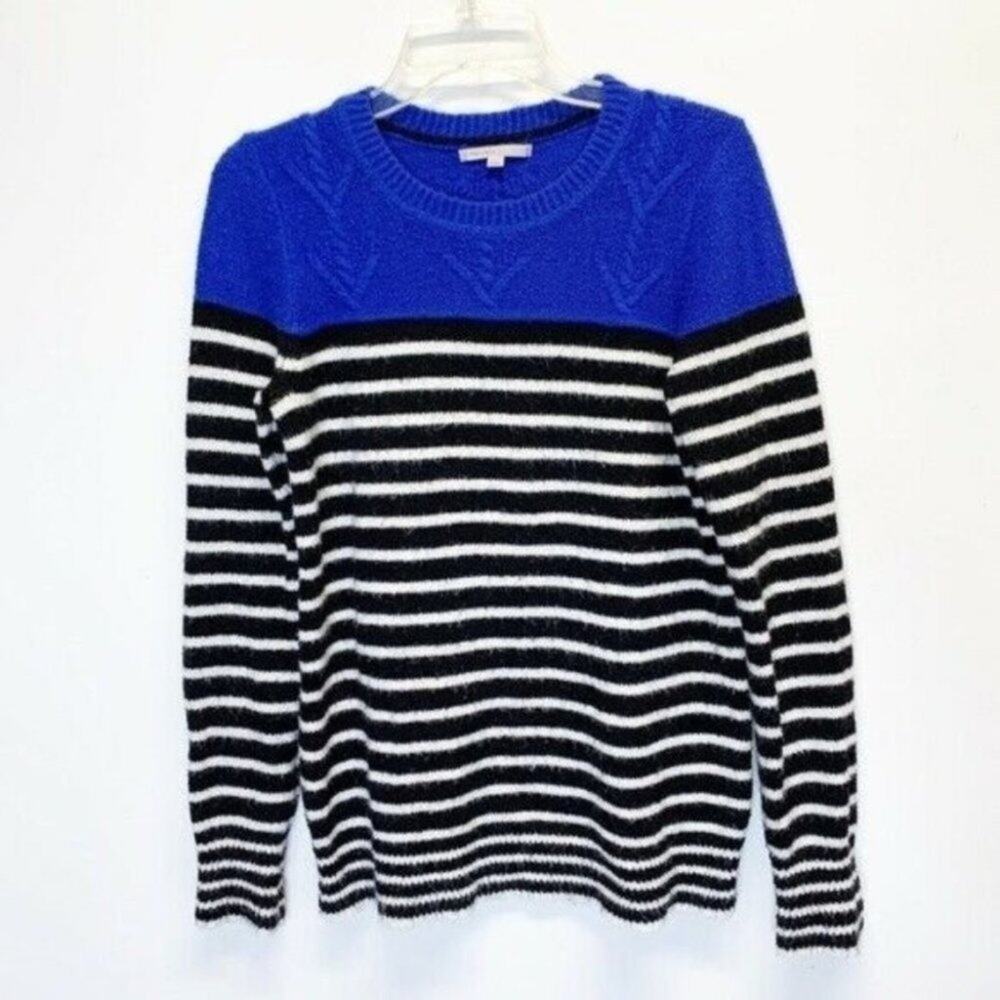 Gap Striped blue striped knit pullover Sweater size m long sleeve round neck